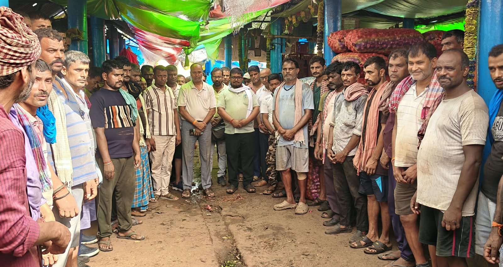 रामगढ़ किसान मजदूर फाउंडेशन ने शोक सभा का आयोजन किया