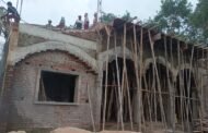 1972 में स्थापित सार्वजनिक दुर्गा मंदिर के नव निर्माण कार्य
