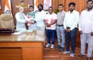 गोला डीवीसी चौक का नाम ‘दिशोम गुरु शिबू सोरेन चौक’ रखने की मांग, राज्यपाल को सौंपा ज्ञापन
