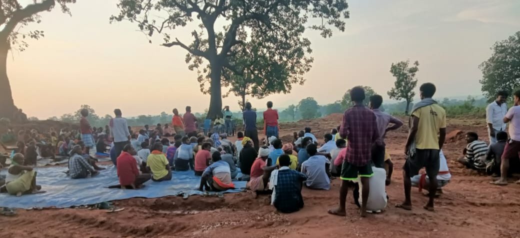 मुआवजा दिए बिना जमीन पर काम शुरू होने की आशंका