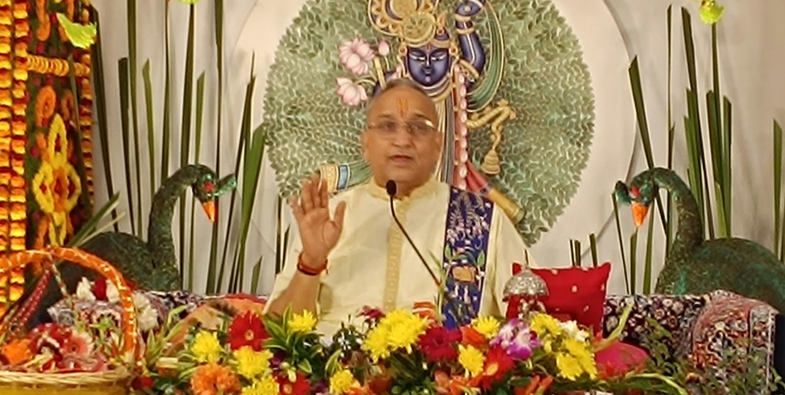 श्रद्धेय पंडित श्रीकांत शर्मा बालव्यास इस युग के चेतना पुरुष एवं प्रज्ञावान गृहस्थ संत है