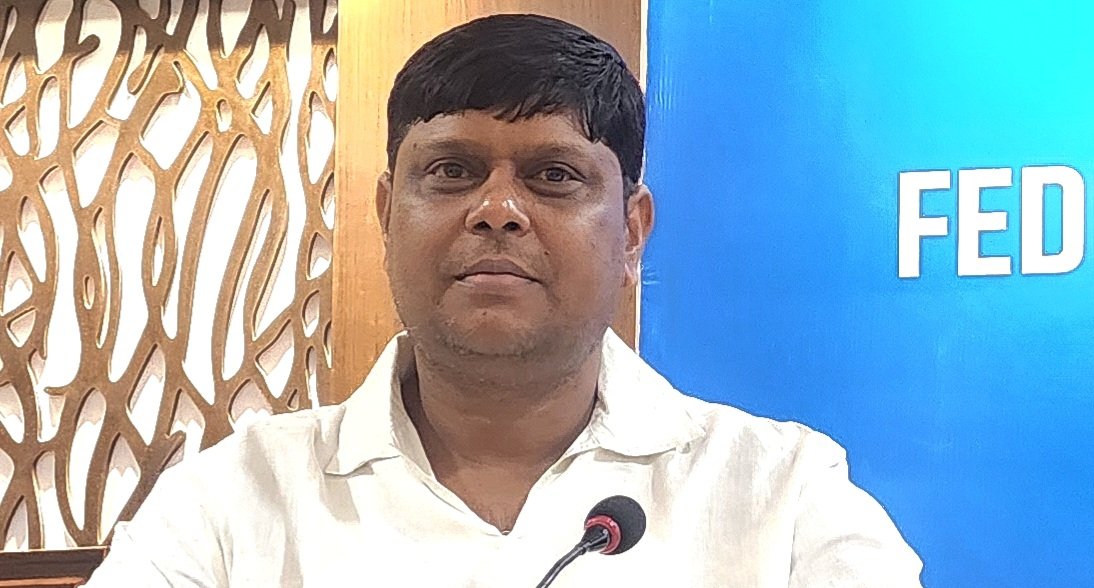 केंद्र सरकार डिजिटल पेमेंट पर लगाने वाला चार्ज तुरंत वापस ले: अमित साहू