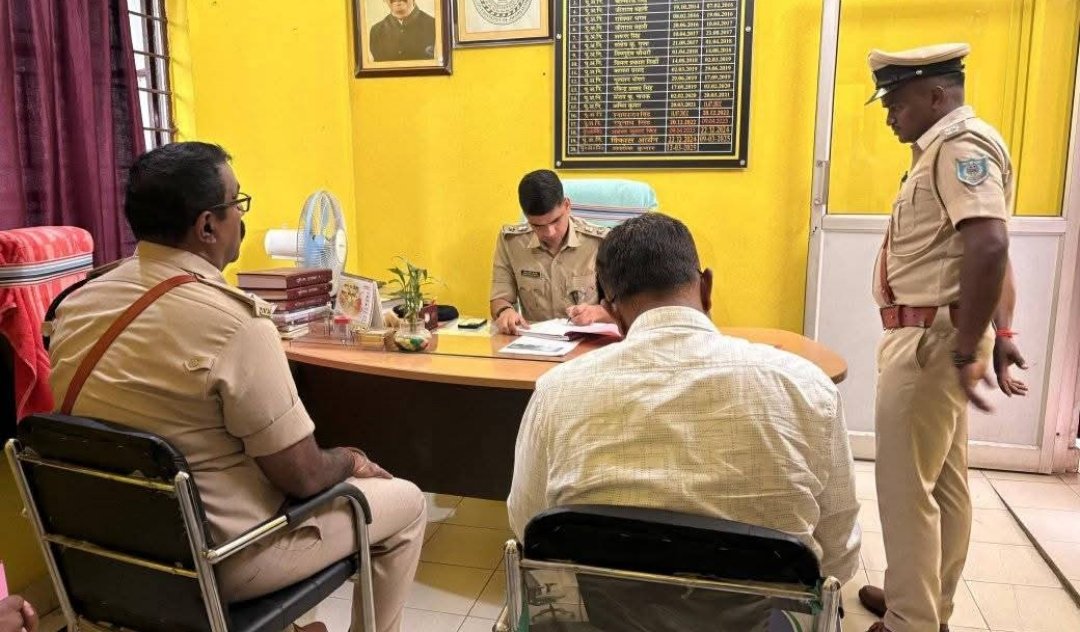रामगढ़ के एसपी ने बरलंगा थाना का किया निरीक्षण