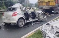जमशेदपुर हाईवे पर खड़ी टेलर से टकराई कार,भीषण दुर्घटना