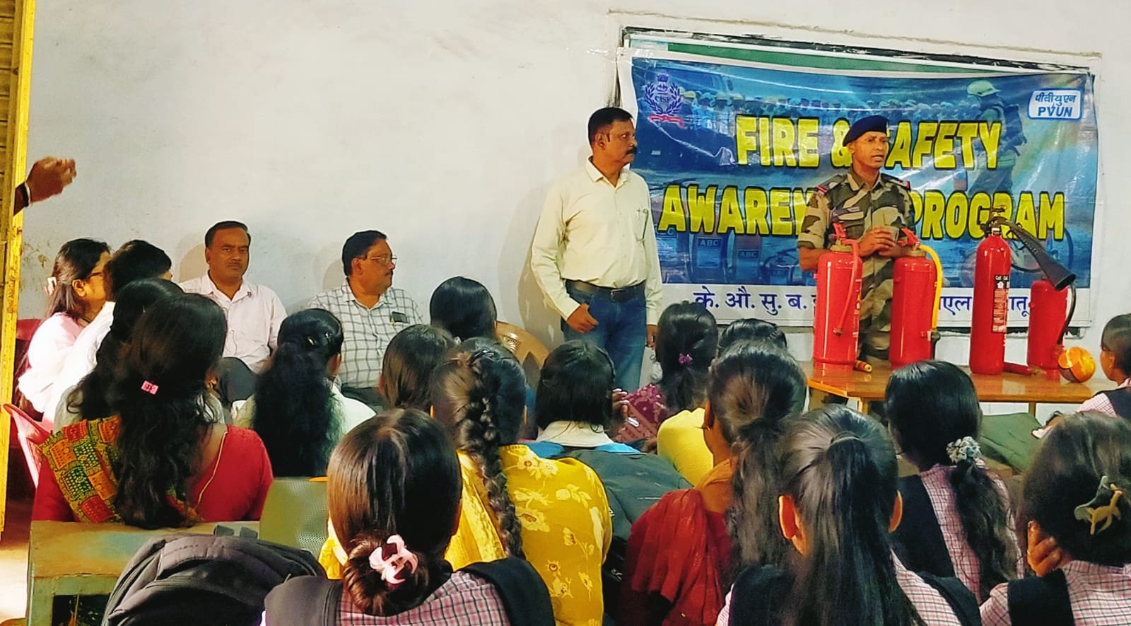 पीटीपीएस कॉलेज में सीआईएसएफ ने दिया अग्नि सुरक्षा का प्रशिक्षण