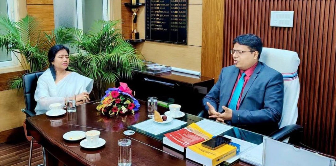 संशोधित खनिज नियमावली से उत्पन्न समस्याओं को लेकर खान निदेशक से मिलीं विधायक ममता देवी