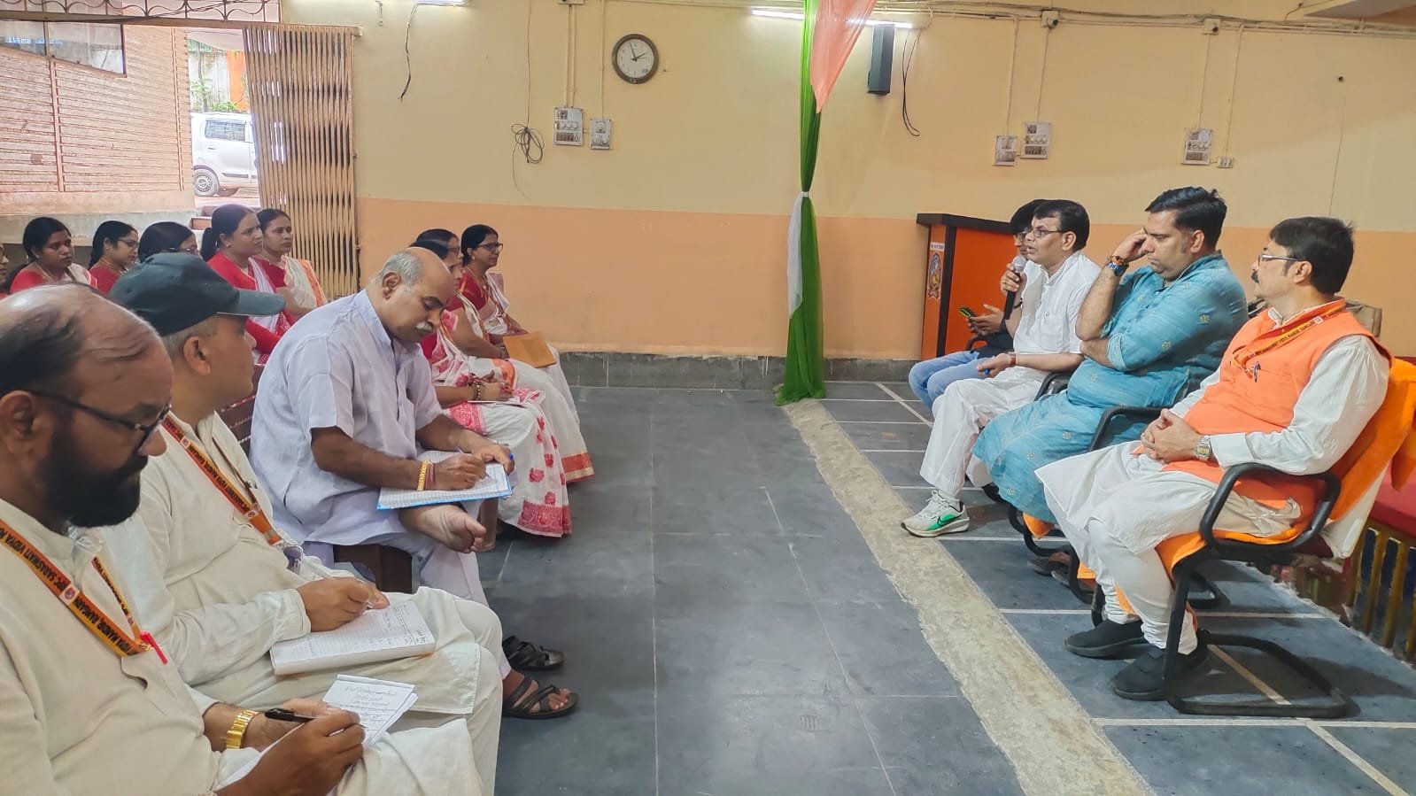 बच्चों की छिपी प्रतिभाओं को निखारना शिक्षा का प्रमुख उद्देश्य : आशीष झा