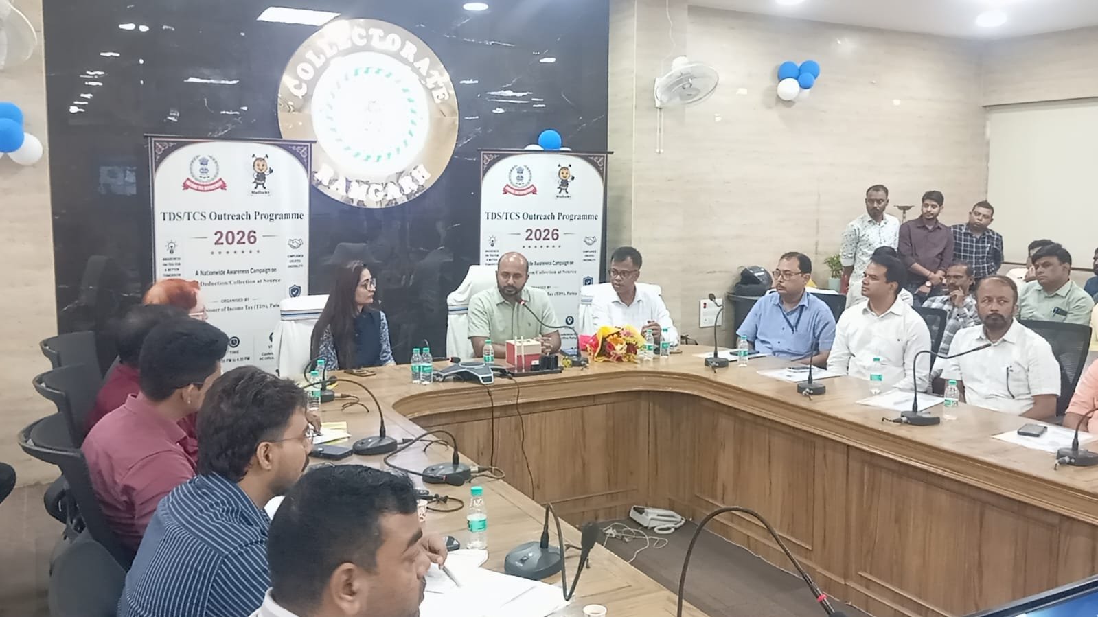 समाहरणालय सभा कक्ष में कर कटौती एवं संग्रह जागरूकता सह प्रशिक्षण कार्यक्रम का आयोजन