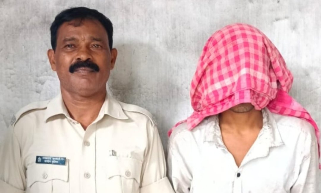 मंदिर में चोरी करने वाले युवक को पुलिस ने किया गिरफ्तार,भेजा न्यायिक हिरासत में