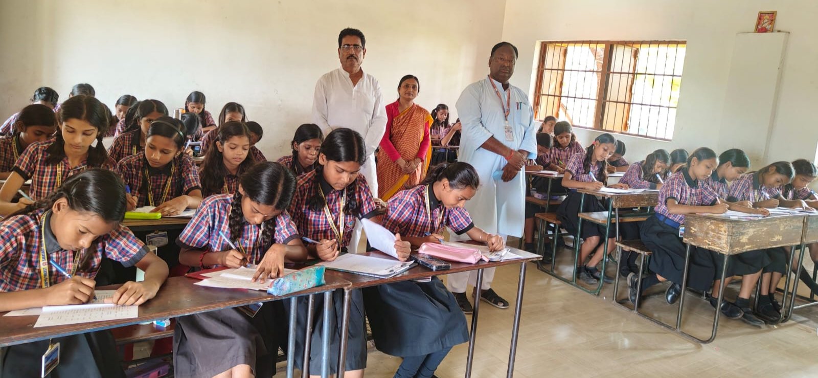विद्या भारती की परीक्षा विद्यार्थियों की प्रतिभा को पहचानने का सशक्त माध्यम:प्राचार्य