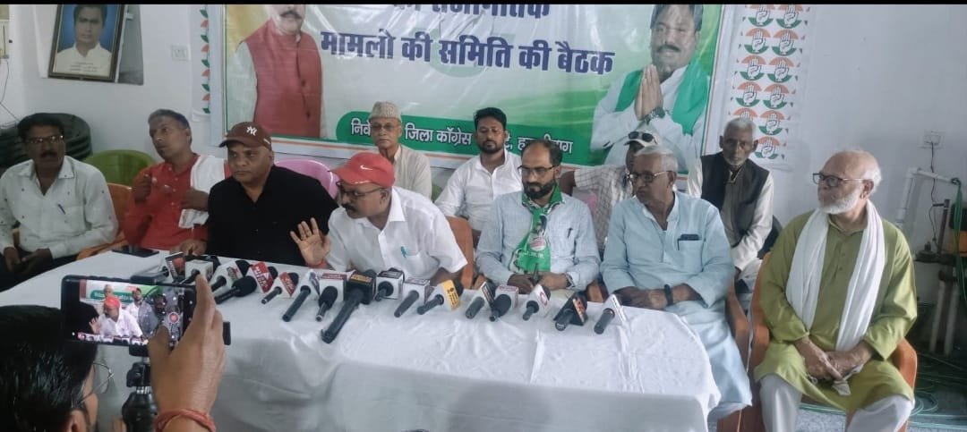 लोकतंत्र बचाओ-वोट बचाओ-देश बचाओ के तहत इंडिया गठबंधन ने किया प्रेस वार्ता