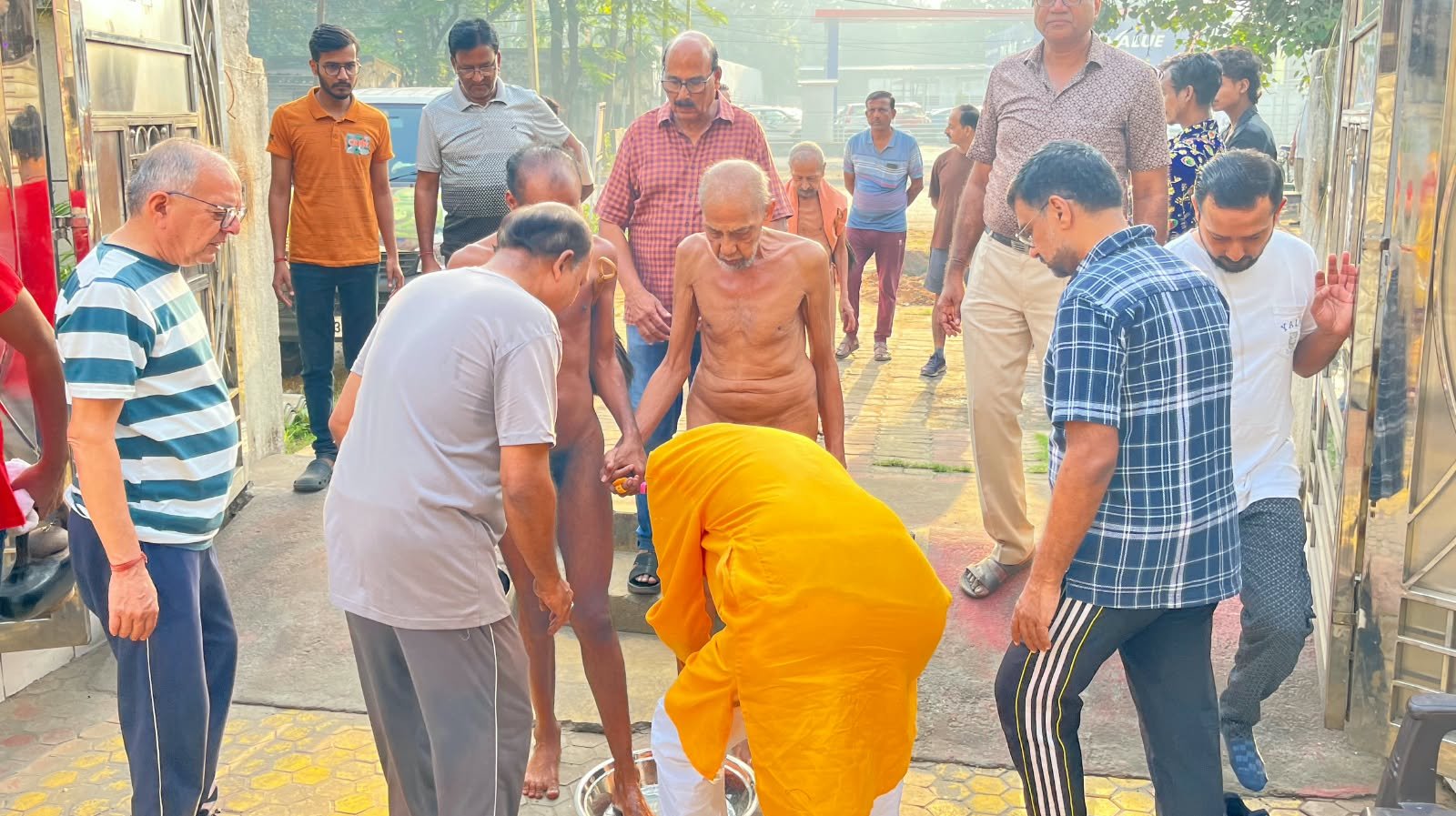 रामगढ़ के पारसनाथ जिनालय में हुआ मुनिसंघ का मंगल प्रवेश