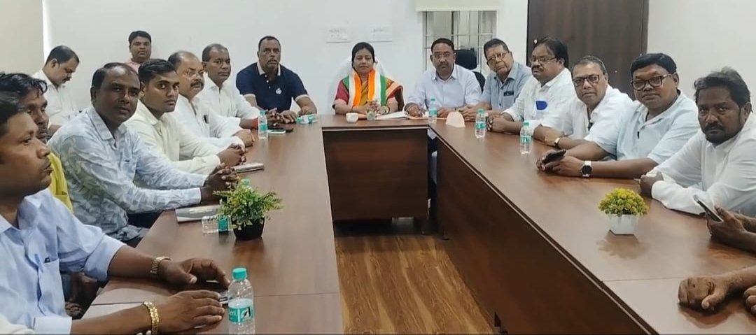 इंडिया गठबंधन की बैठक में एसआईआर में अनियमितता के विरोध आंदोलन की रूप रेखा तय