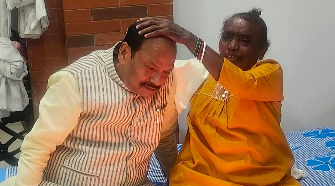 रूपी चाची का जाना मेरे लिए व्यक्तिगत क्षति : रघुवर दास