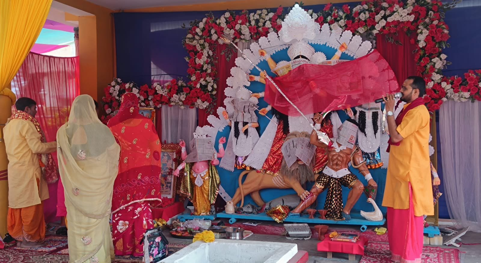 शारदीय नवरात्र का तीसरा दिन : माँ चन्द्रघंटा की हुई पूजा अर्चना