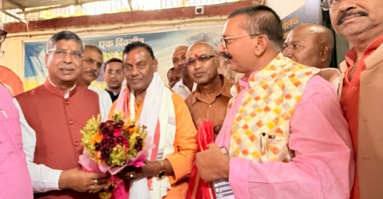 भाजपा प्रदेश अध्यक्ष ने ओडिशा के नवनियुक्त राज्यपाल ब्रज मोहन राम से की मुलाकात, दी शुभकामना