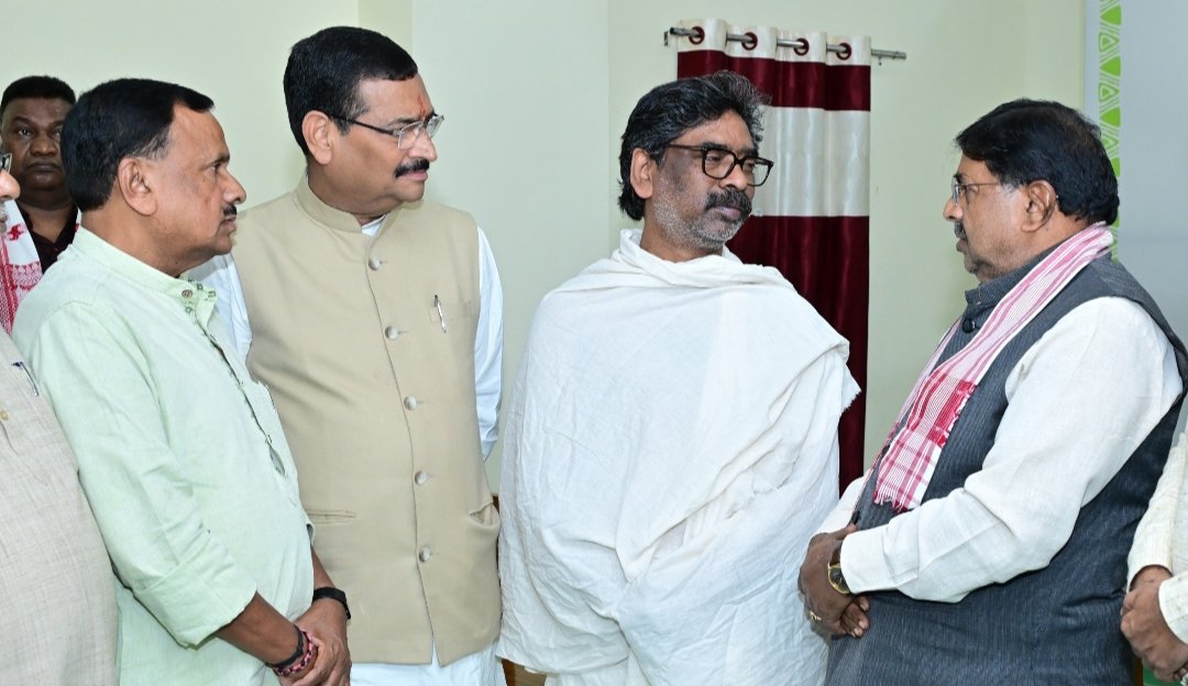 मुख्यमंत्री हेमन्त सोरेन से मिले मंत्री,पूर्व मंत्री,सांसद व विधायक