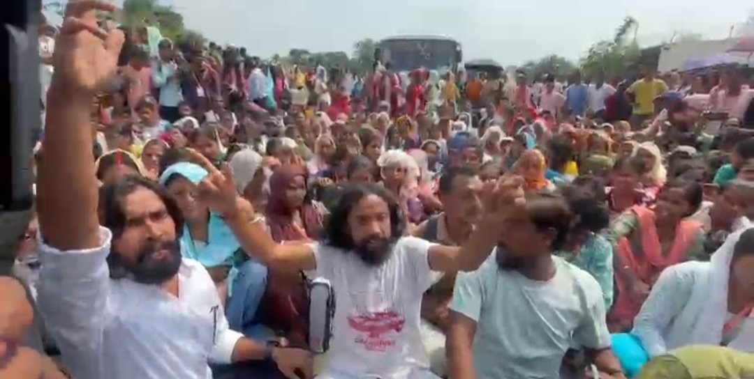 अर्बन डिजाइन कंपनी में मजदूरों का आंदोलन जारी,वार्ता बेनतीजा