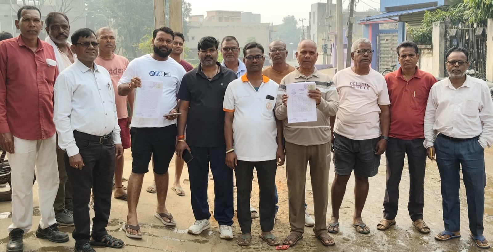 पतरातु सांकुल रोड सहमति शपथ पत्र हस्ताक्षर अभियान चलाया गया
