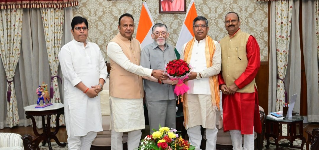 भाजपा प्रदेश अध्यक्ष आदित्य साहू ने राज्यपाल संतोष गंगवार से की शिष्टाचार भेंट