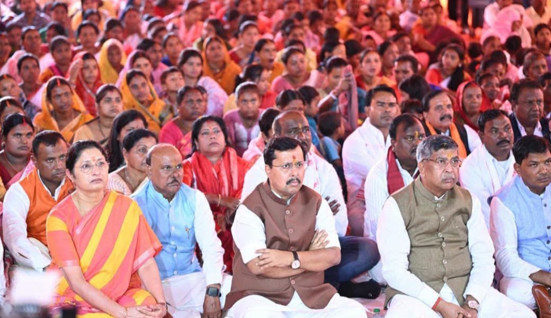 भाजपा राष्ट्रीय अध्यक्ष नितिन नवीन ने रांची के सुकुरहुटू के बूथ संख्या-249 पर कार्यकर्ताओं एवं ग्रामीणों के साथ सुनी 