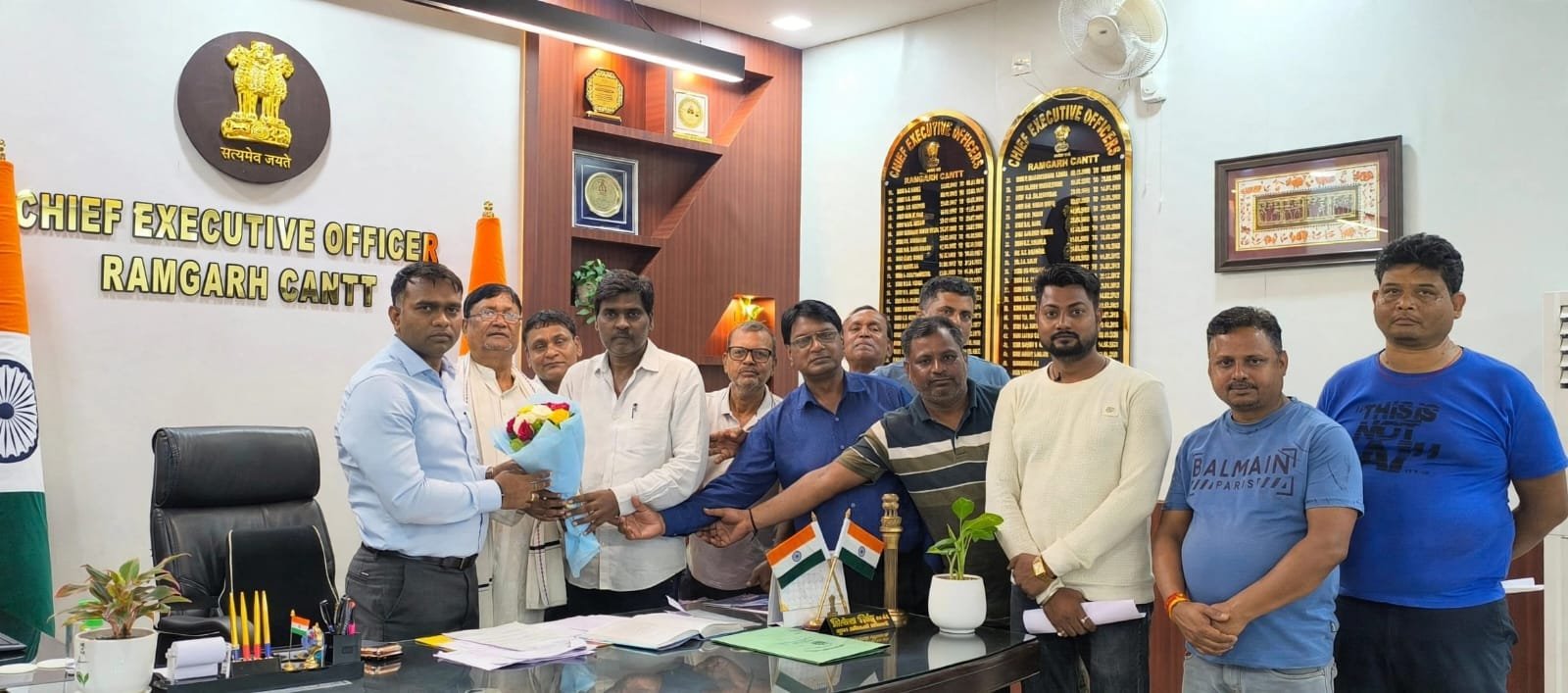 दानवीर भामाशाह की प्रतिमा स्थापना को लेकर छावनी परिषद के सीईओ को सौंपा गया ज्ञापन
