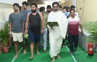 मां के दशकर्म पर भावुक हुए हेमंत सोरेन